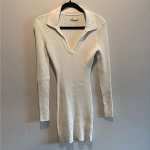 Hollister Cream V-Neck Sweater Dress